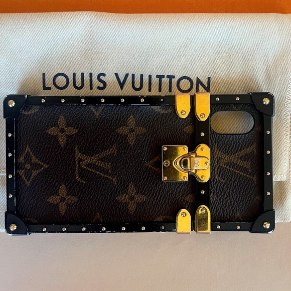 Louis Vuitton Monogram Eye Trunk Iphone X Case w/ Strap